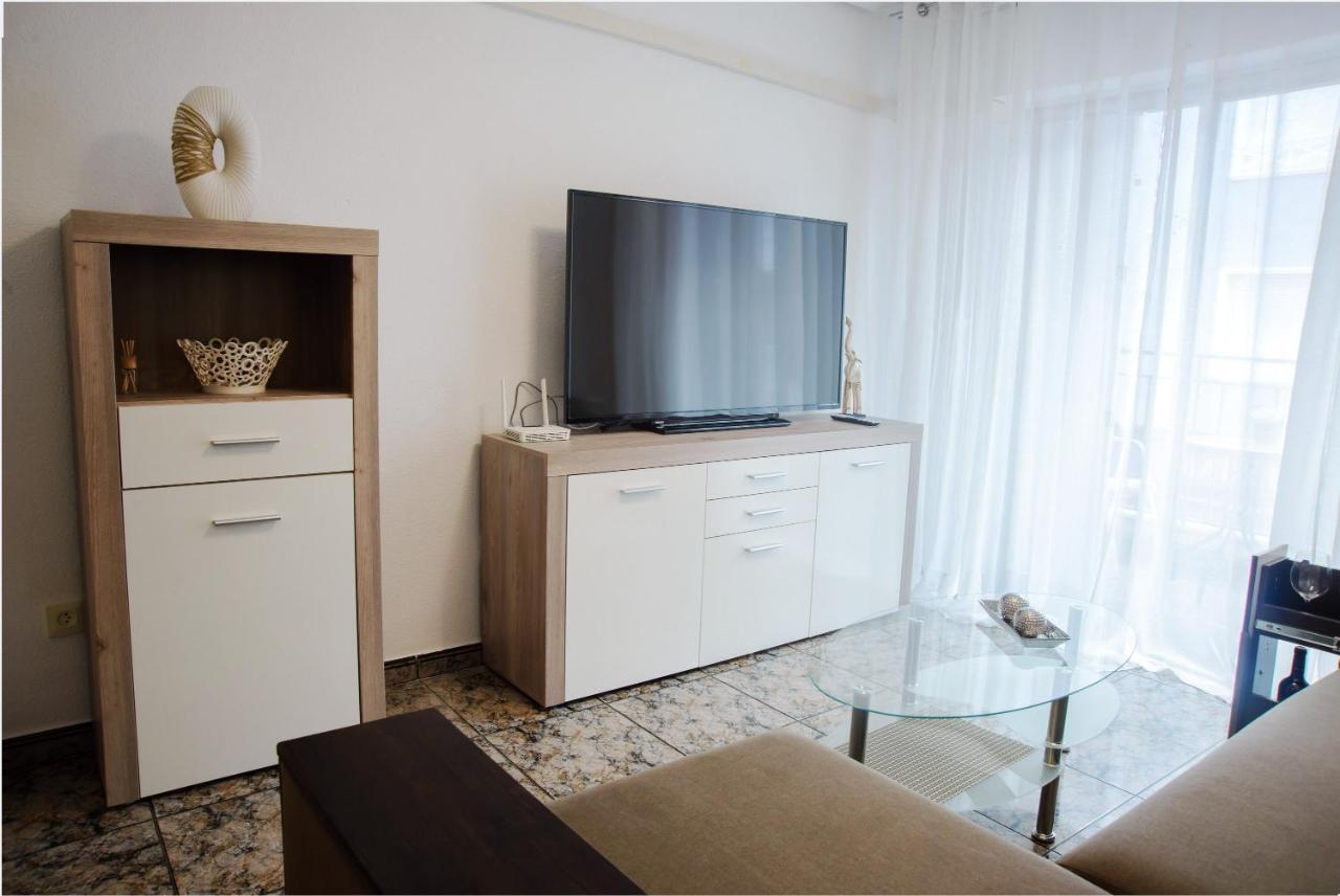 Holiday La Loma Apartment Торевиеха Екстериор снимка