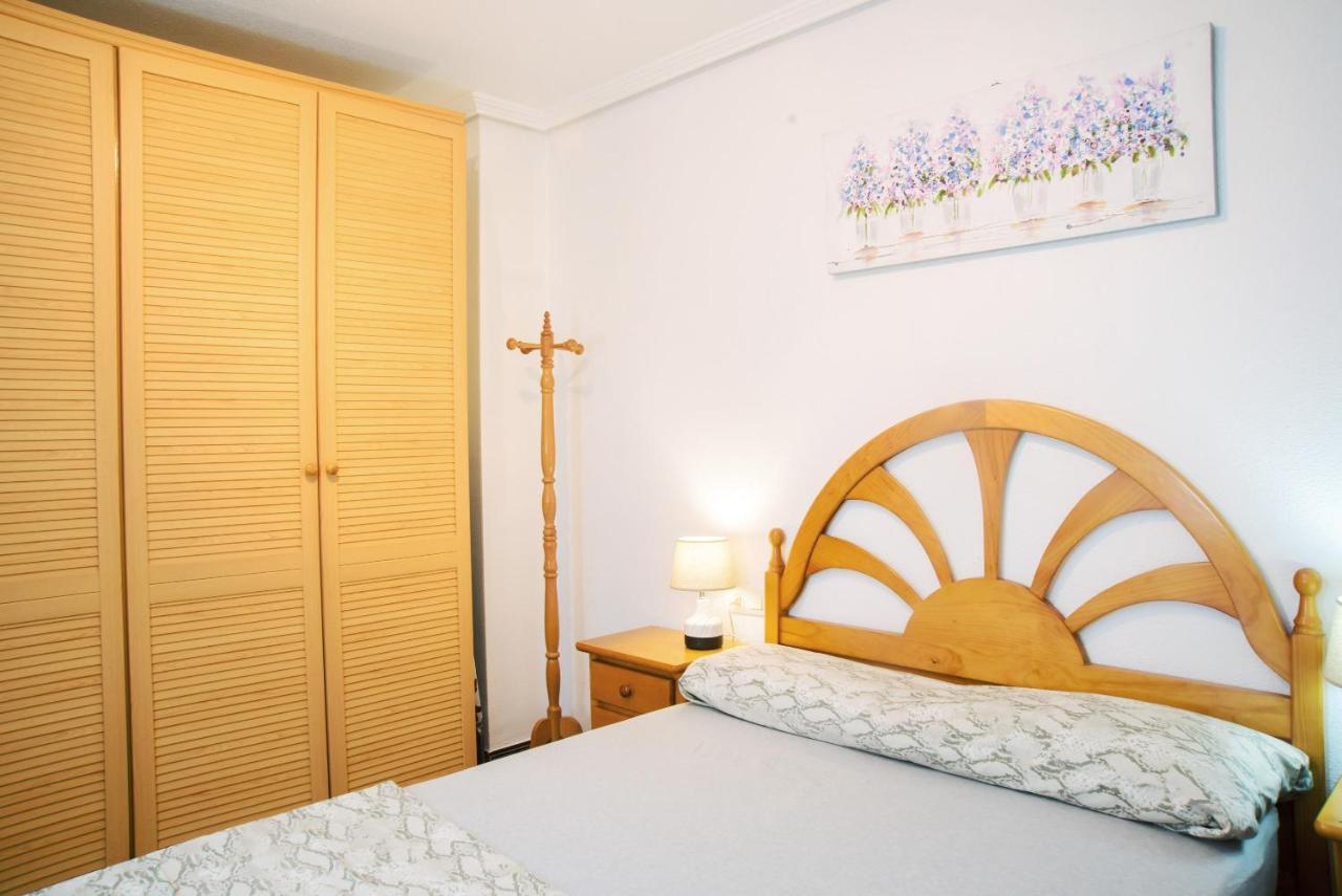 Holiday La Loma Apartment Торевиеха Екстериор снимка